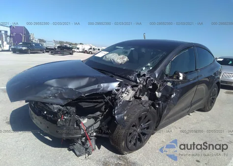 2018 Tesla Model X 75D/P100D/100D из США, поврежденный, VIN 5YJXCBE22JF103550